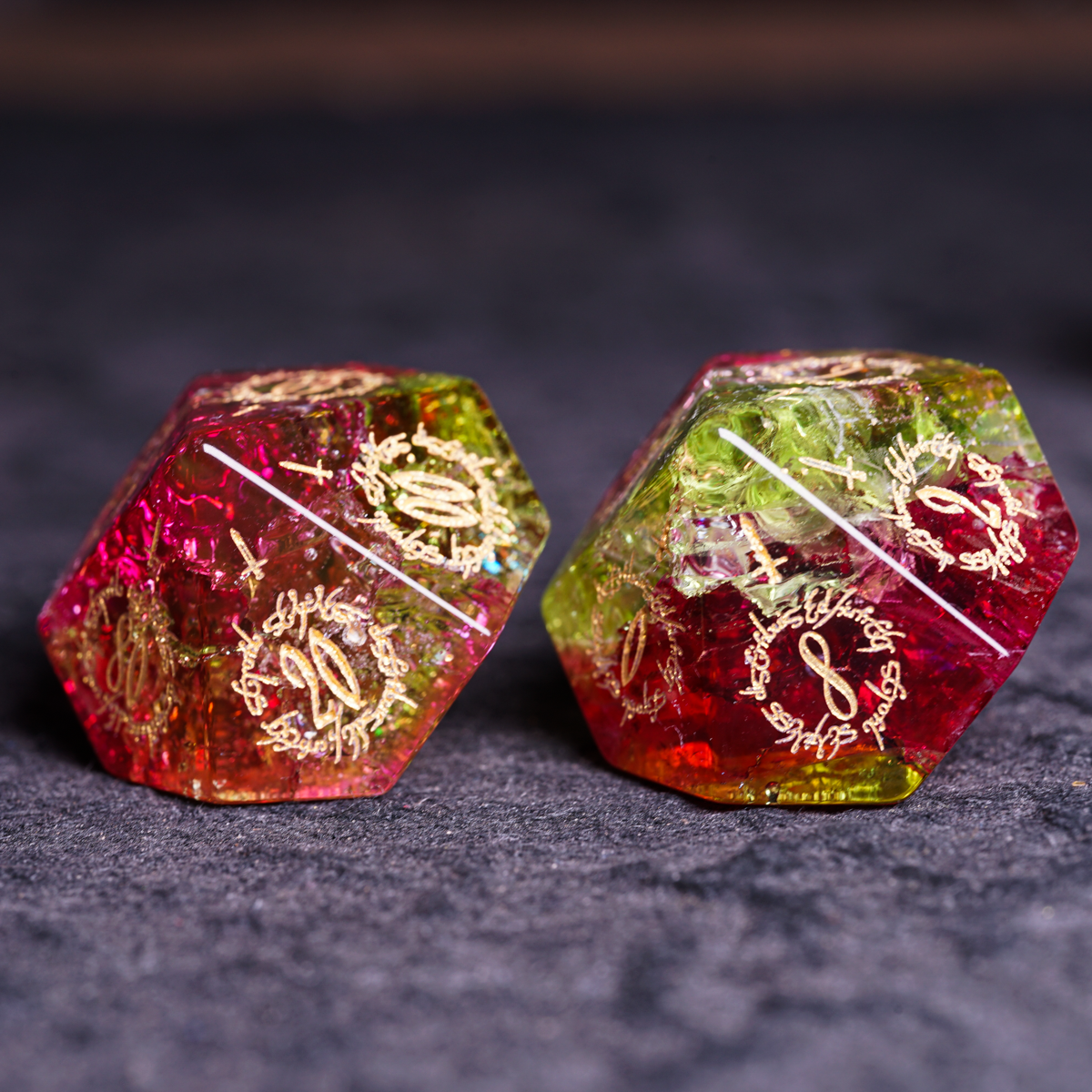 Red and Green Crackle Glass Dice Set - DragonStone