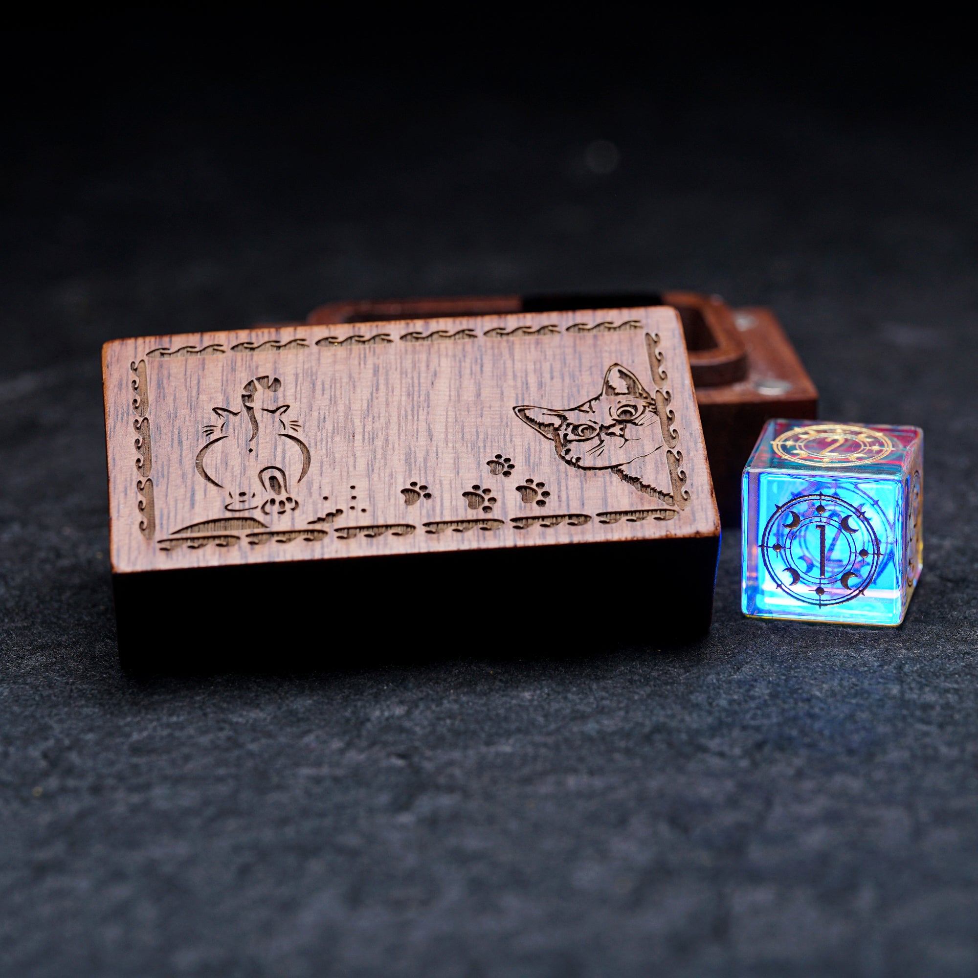 Cute Cat Pawprint D6 Dice