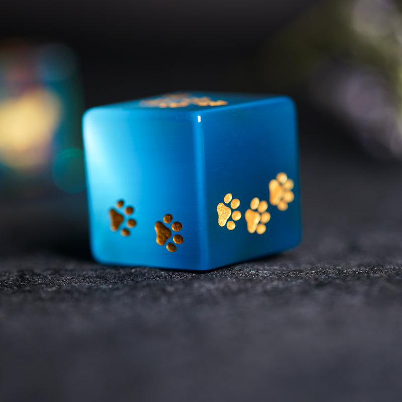 Cute Cat Pawprint D6 Dice