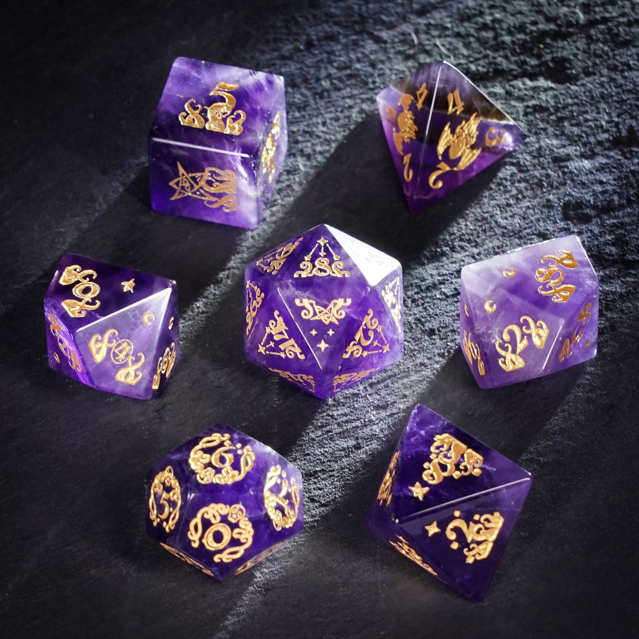 Dreaming Mirage · Amethyst Engraved Gemstone Dice Set