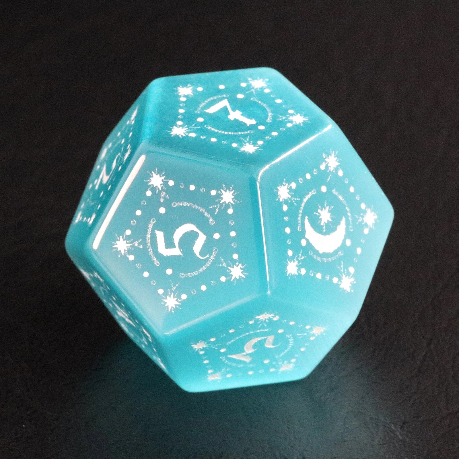 Pasqyra Ocean Color Cat's Eye Engraved Gemstone Dice Set - DragonStone