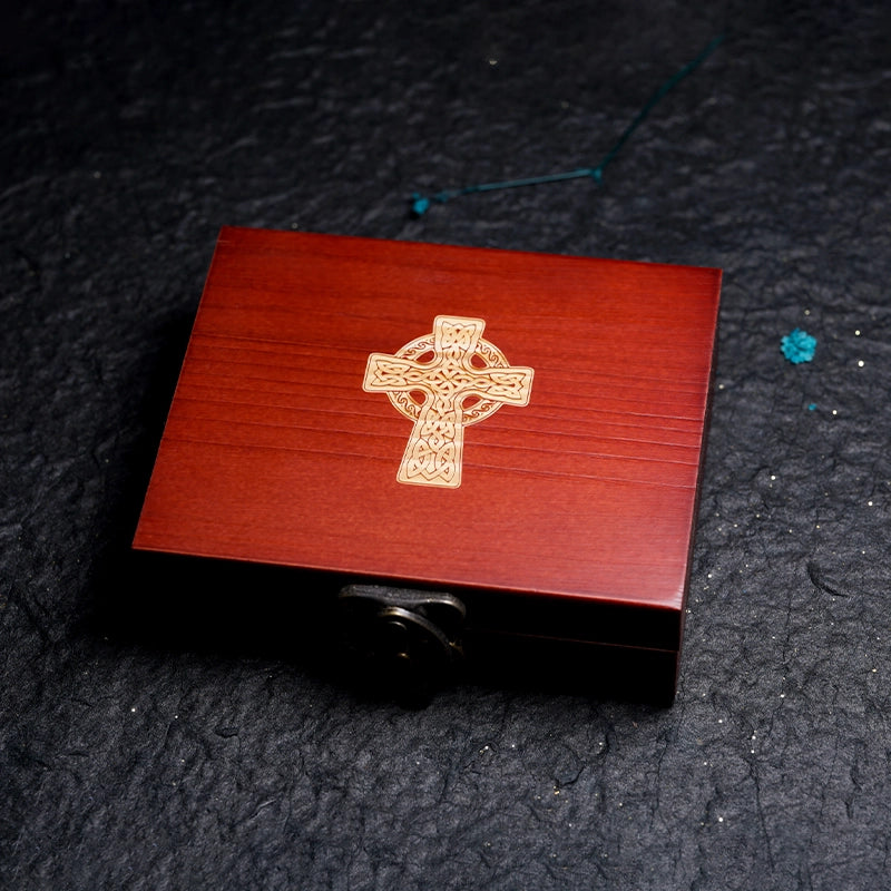 Vintage Wooden Dice Storage Box - DragonStone