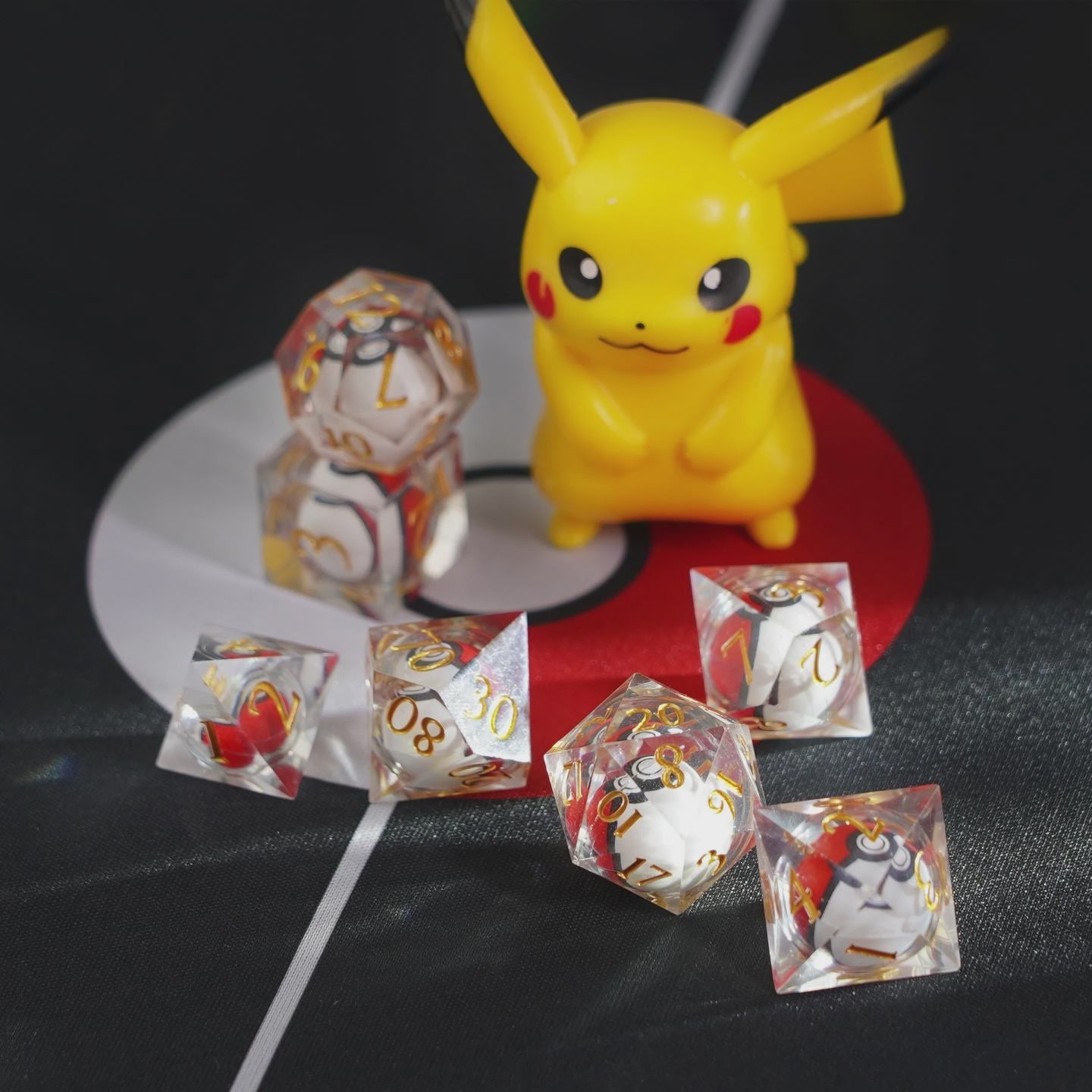 Load video: Pokémon Poké Ball Sharp Edge Resin Dice Set(Limited Edition)