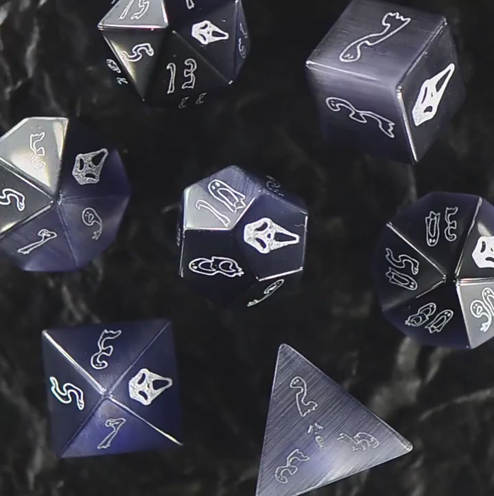 Load video: Scream Cat's Eye Engraved Gemstone Dice Set (Halloween Limited)