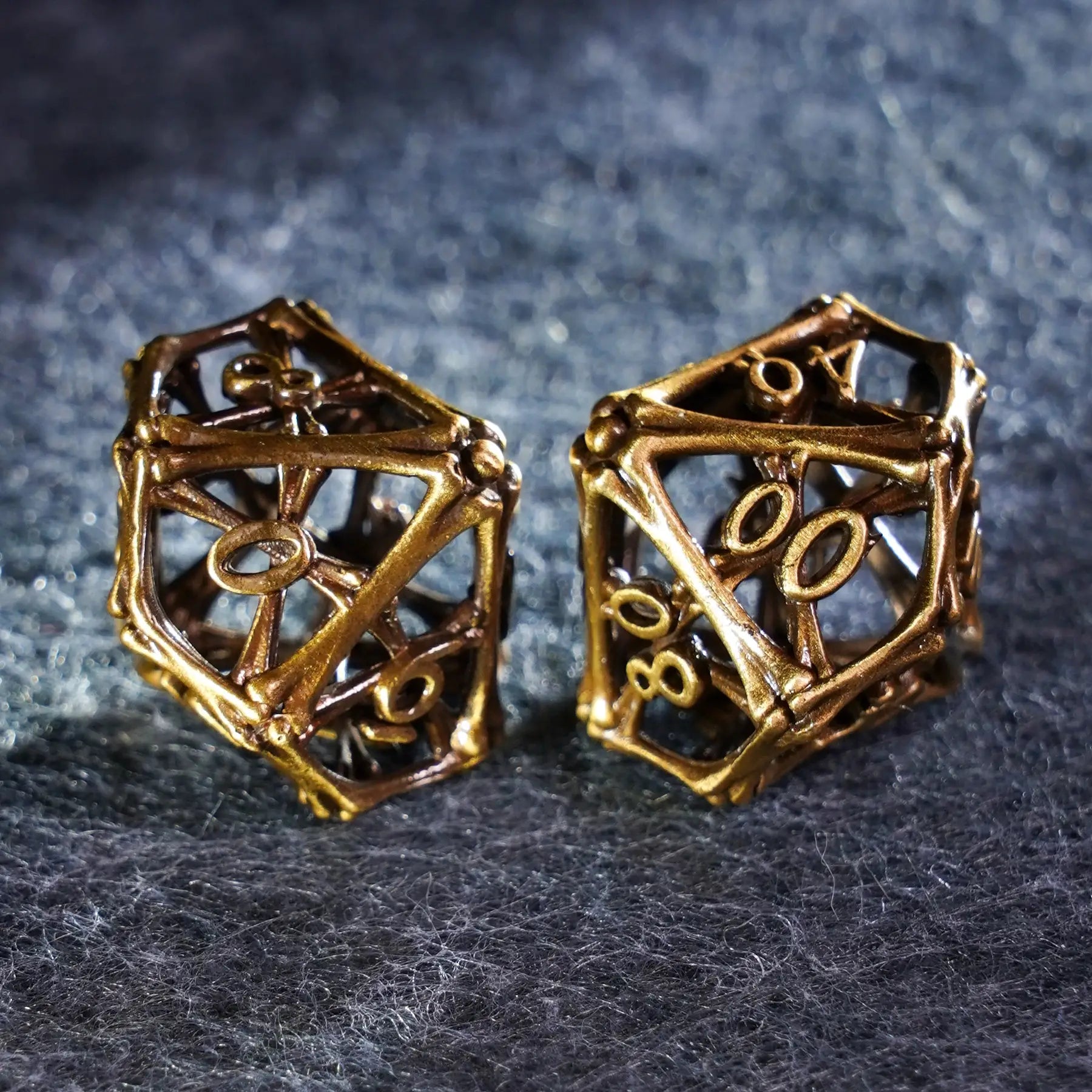 Bone King's Revelation · Necrotic Throne Hollow Metal Dice Set