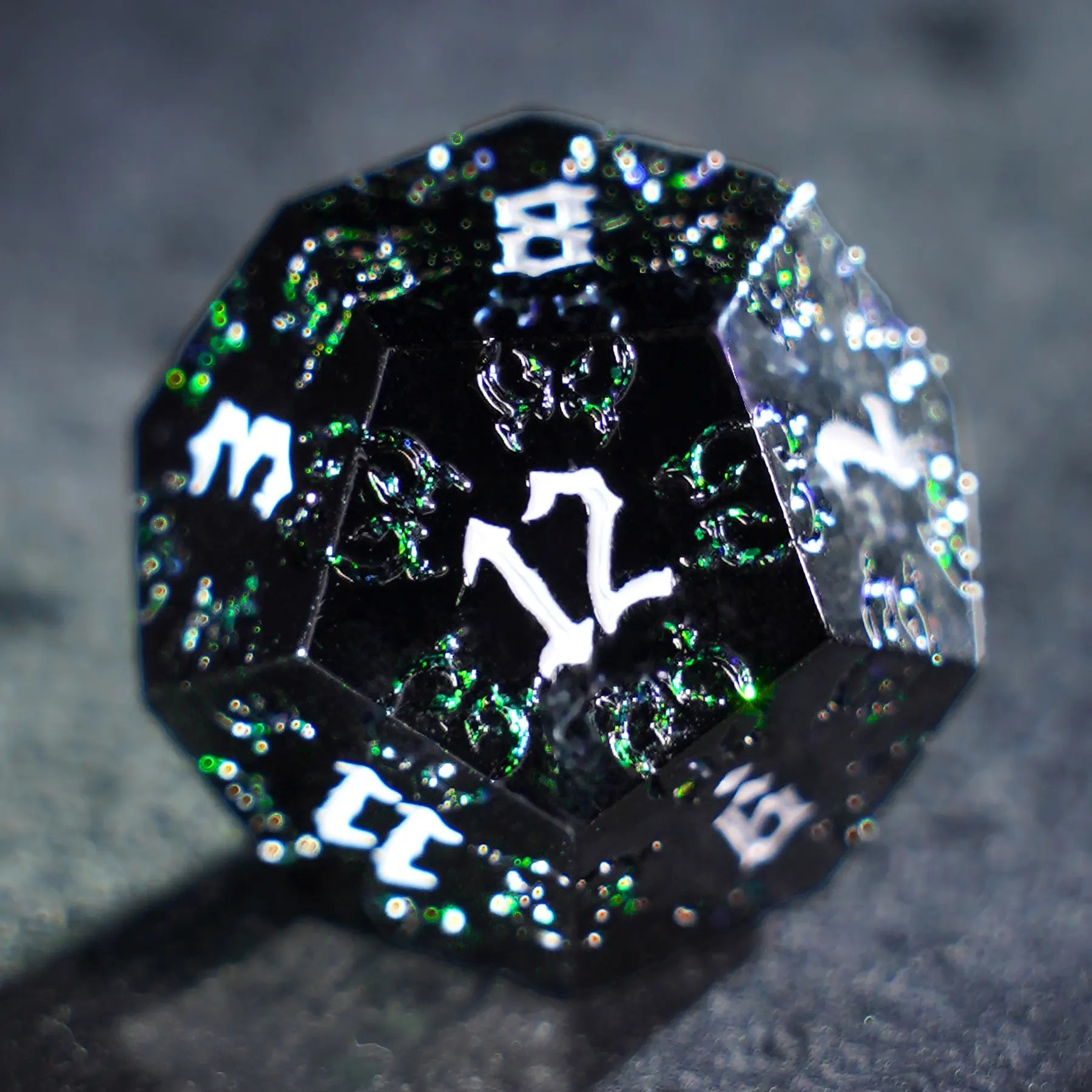 Thornbound Grove · Emerald Briar Solid Metal Dice Set