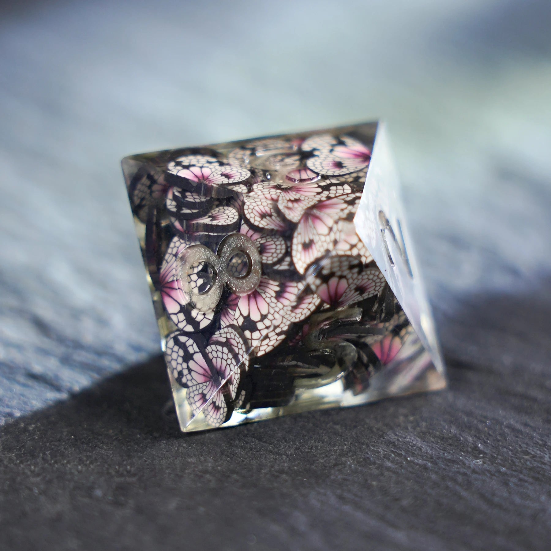 Moonflutter Resin Dice Set