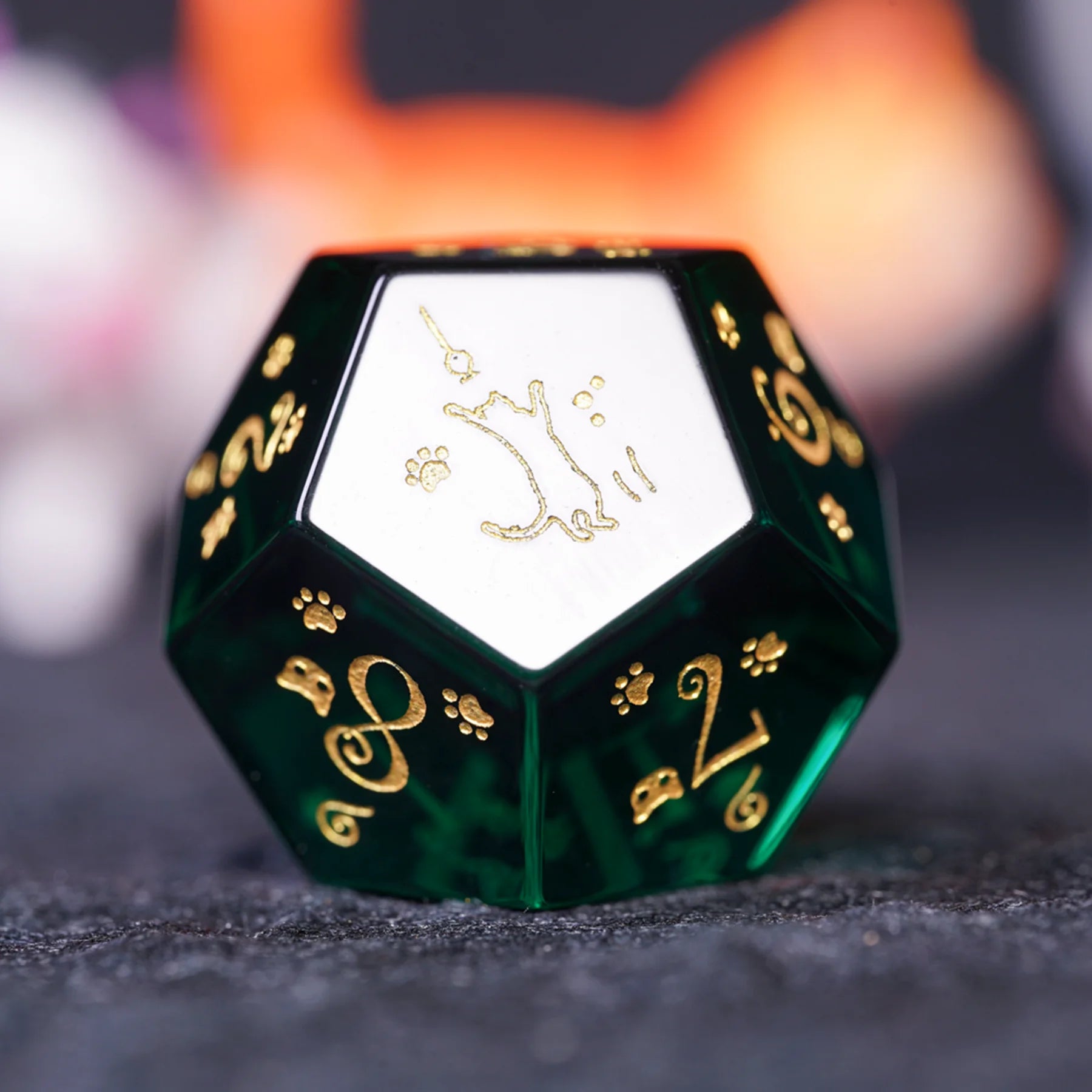 Aurora’s Forest Stroll · Dark Green Engraved Glass Dice Set