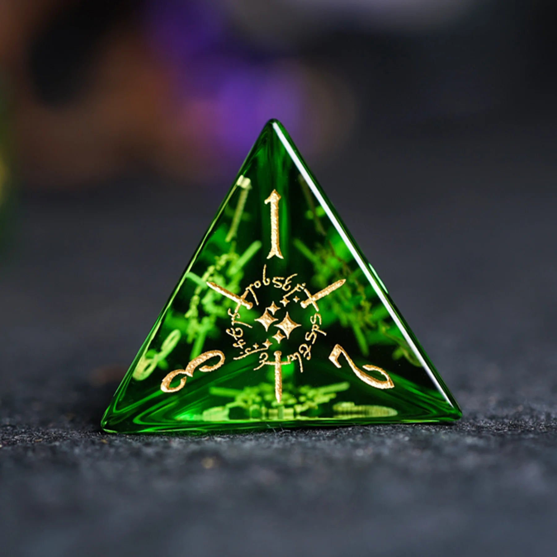 Verdant Trickster · Apple Green Crystal Gemstone Dice Set